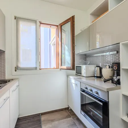 Apartman Historic Center, Veranda Con Vista, Private Parking E Wifi Olbia