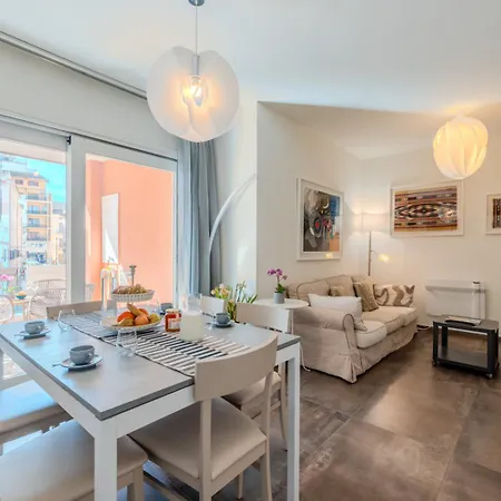 Historic Center, Veranda Con Vista, Private Parking E Wifi Apartman