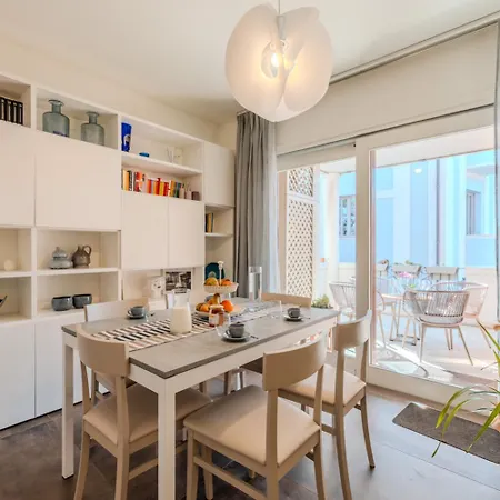 Διαμέρισμα Historic Center, Veranda Con Vista, Private Parking E Wifi Όλμπια
