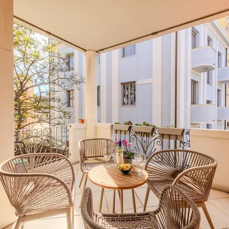 Historic Center, Veranda Con Vista, Private Parking E Wifi Όλμπια